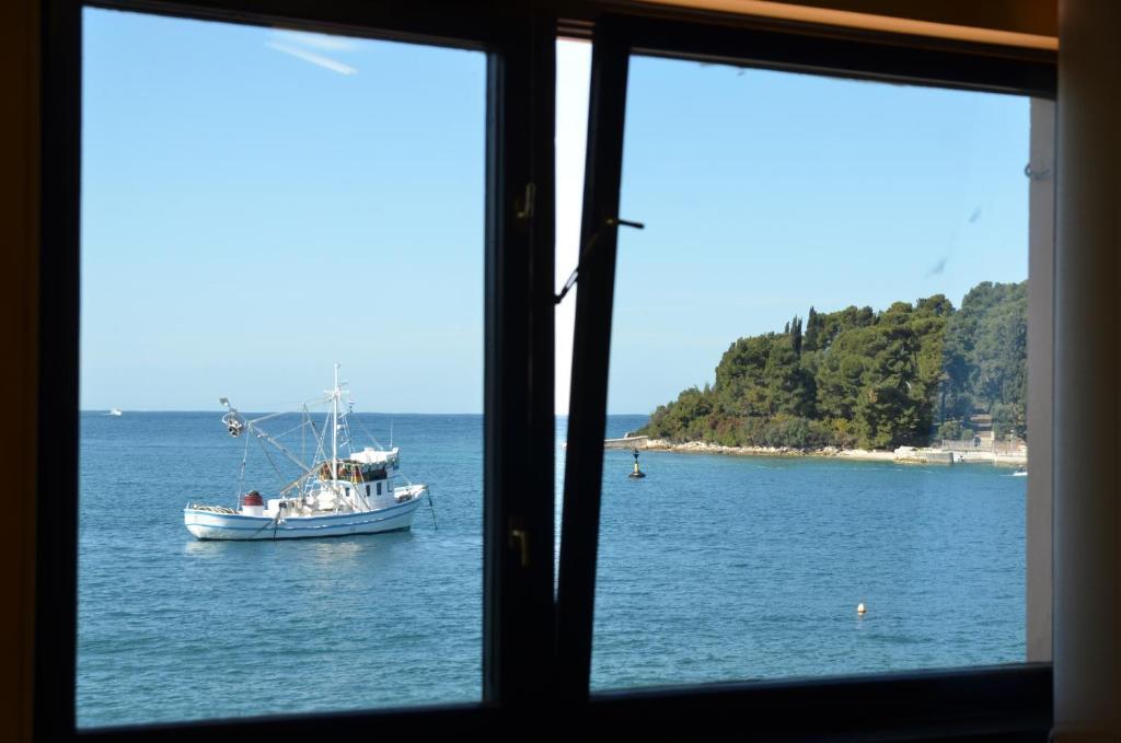 Apartments Ana City Rovinj Oda fotoğraf
